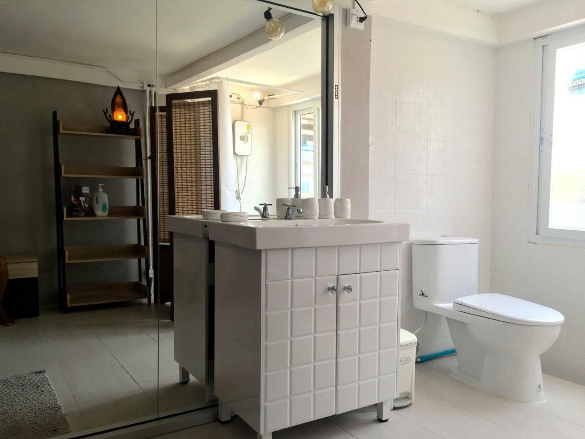 New Apartment Nearby Beach Хуахін Екстер'єр фото